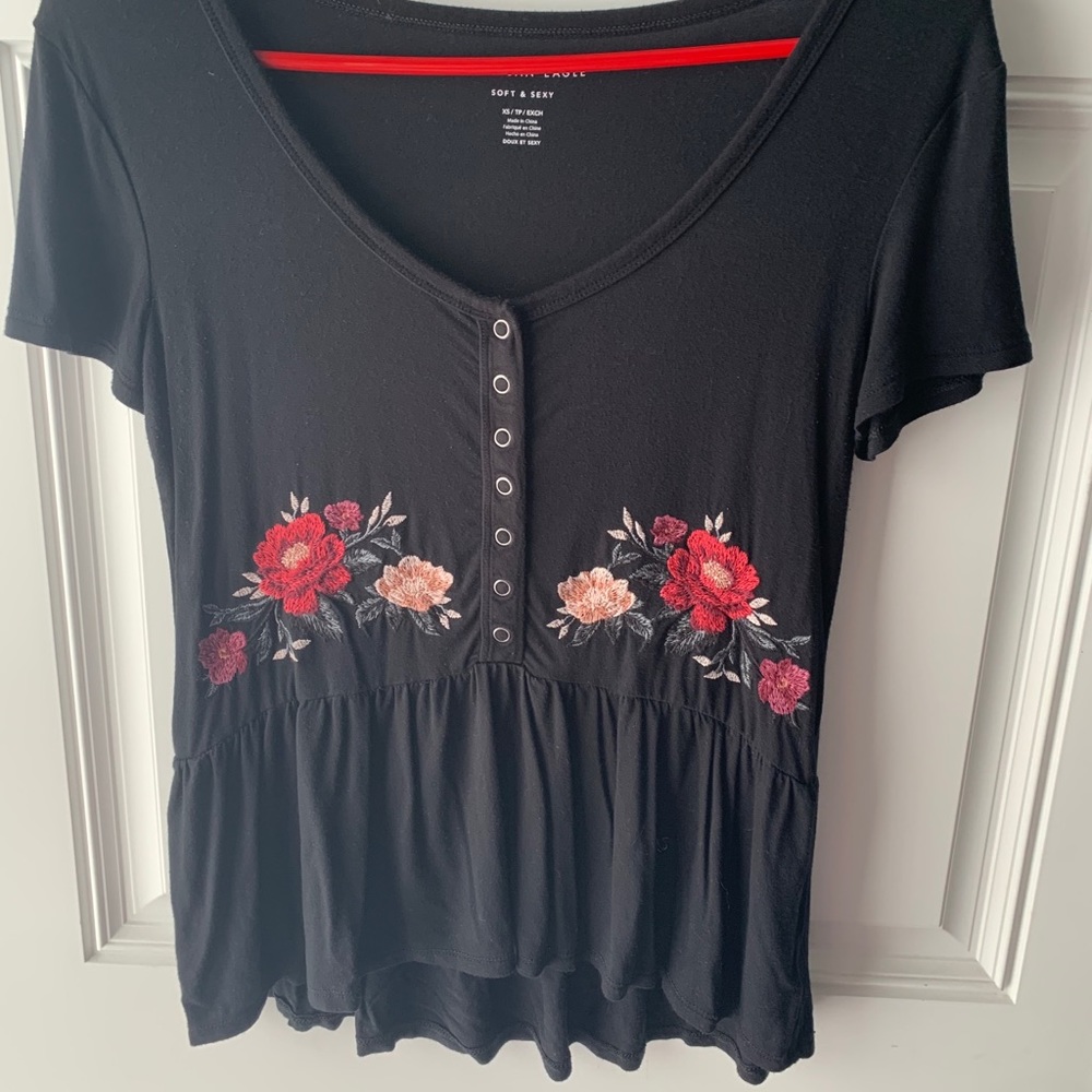 AMERICAN EAGLE BLACK BABYDOLL TOP